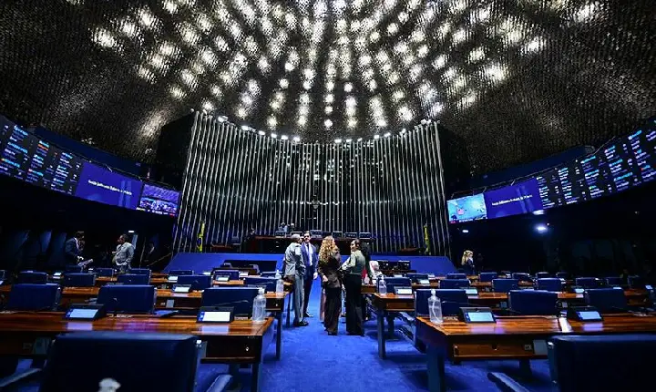 Fim da escala 6x1: Davi marca votação em 1º turno para quarta